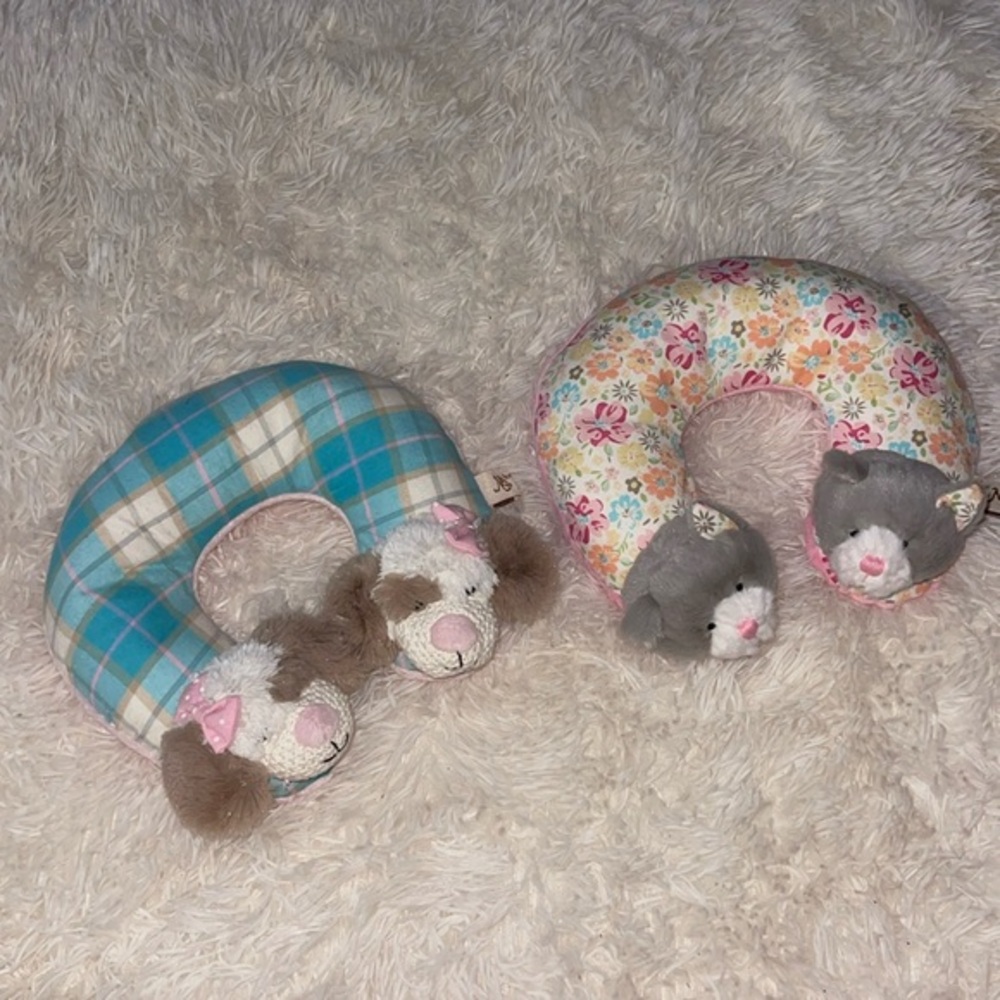 Baby/Toddler Maison Chic Travel Pillows (2)
